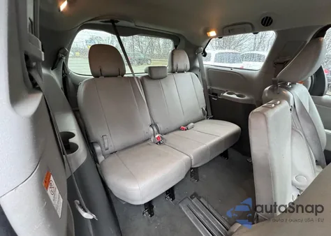 2020 Toyota Sienna Xle from USA, damaged, VIN 5TDYZ3DCXLS048685